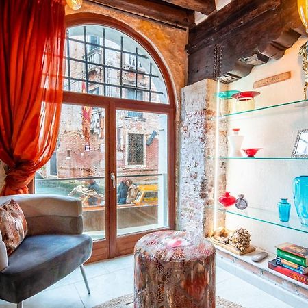 Casa Manina Sul Ponte - Your Private Canal View Venice Ngoại thất bức ảnh