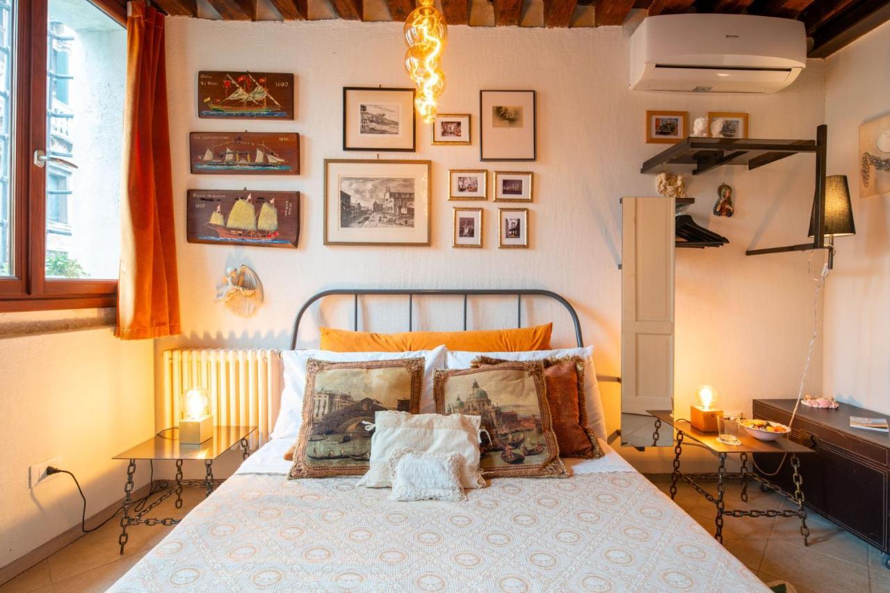 Casa Manina Sul Ponte - Your Private Canal View Venice Ngoại thất bức ảnh