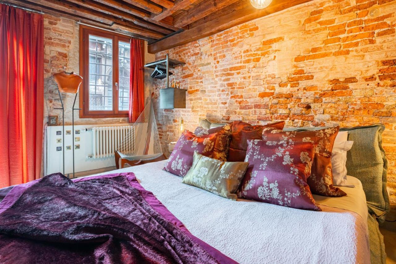 Casa Manina Sul Ponte - Your Private Canal View Venice Ngoại thất bức ảnh